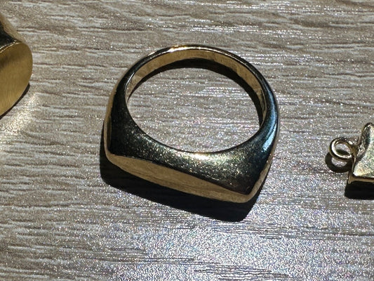 Slanted Bar Ring
