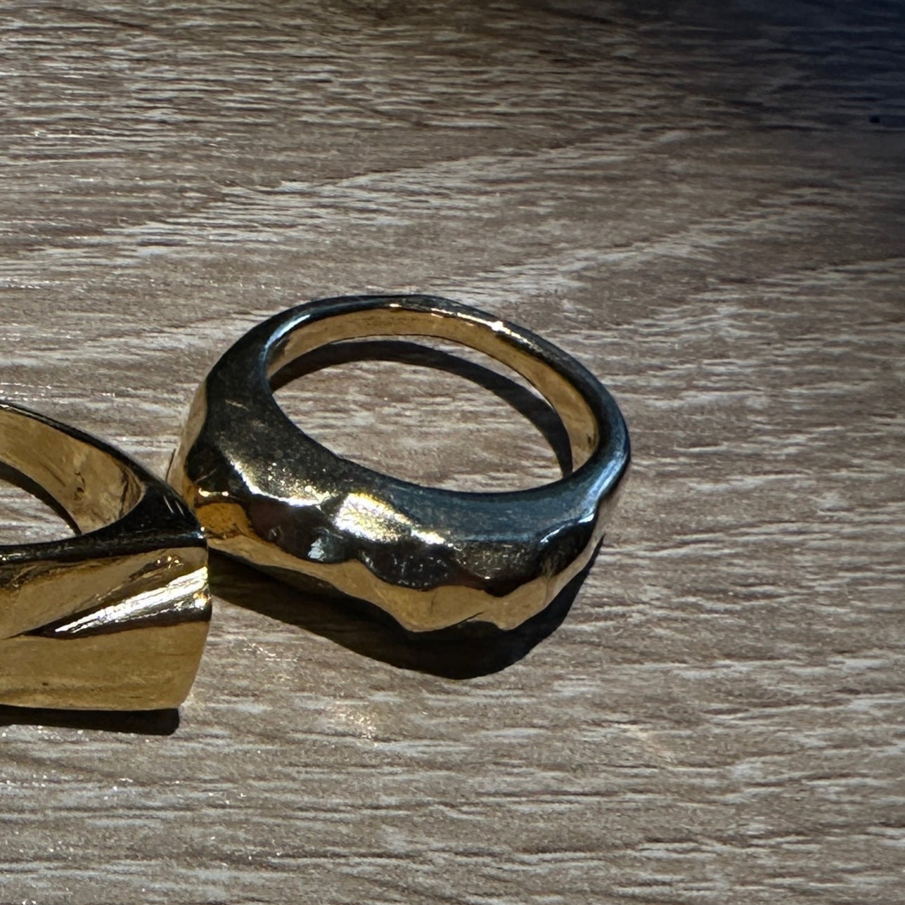 Geometric Ring