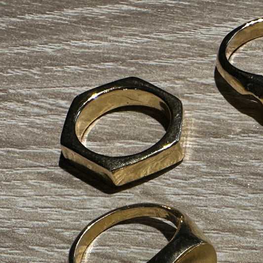 Bolt Ring