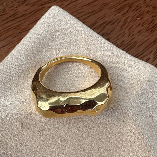 Geometric Ring